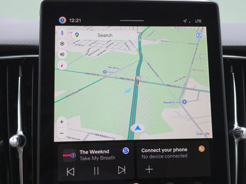 New 2026 Volvo XC60 B5 Ultra w/ Protection Package Premier image 17