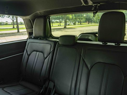 Used 2021 Ford Expedition Limited RWD image 19