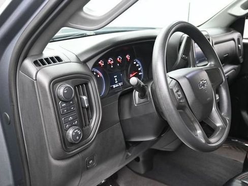Used 2020 Chevrolet Silverado 1500 Custom Trail Boss w/ Custom Convenience Package AWD/4WD image 13