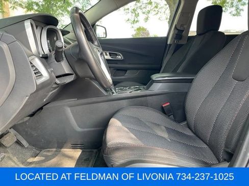 Used 2017 Chevrolet Equinox LT w/ Convenience Package FWD image 18