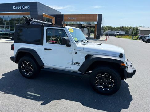 Used 2021 Jeep Wrangler Sport AWD/4WD image 2