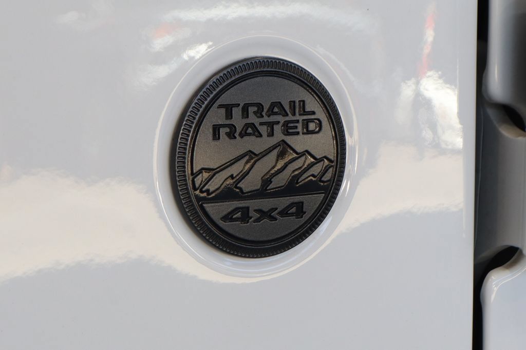 Used 2025 Jeep Gladiator Sport AWD/4WD image 50