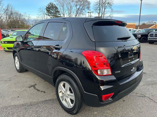 Used 2020 Chevrolet Trax LS w/ Tint and Cruise Package FWD image 7