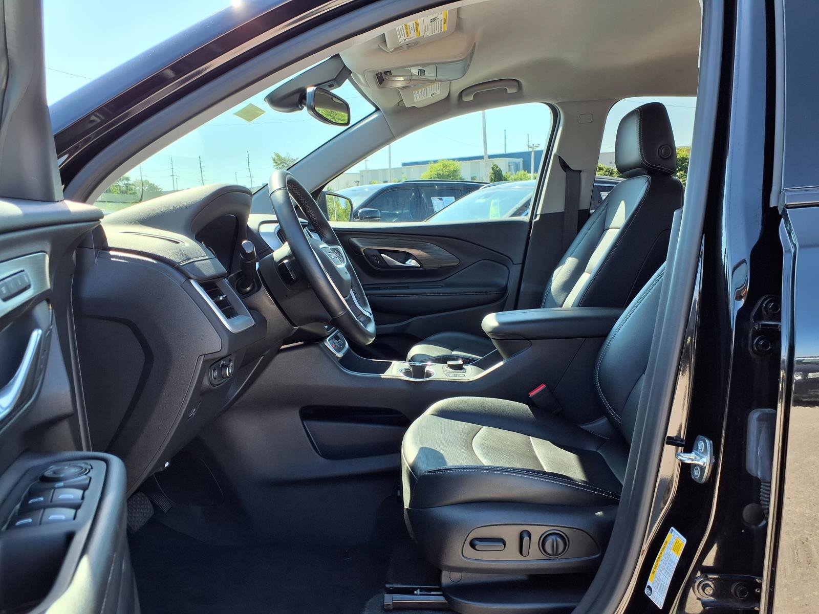 Used 2024 GMC Terrain SLT FWD image 26