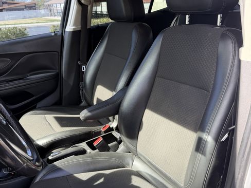 Used 2019 Buick Encore Preferred FWD image 13