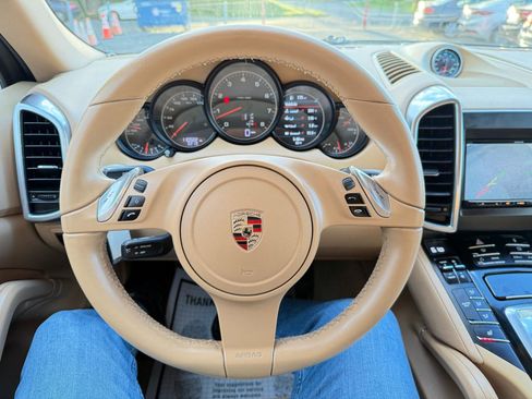 Used 2012 Porsche Cayenne AWD/4WD image 67