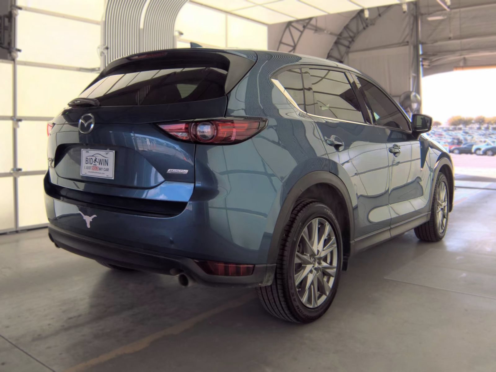 Used 2019 MAZDA CX-5 Grand Touring w/ GT Premium Package FWD image 2