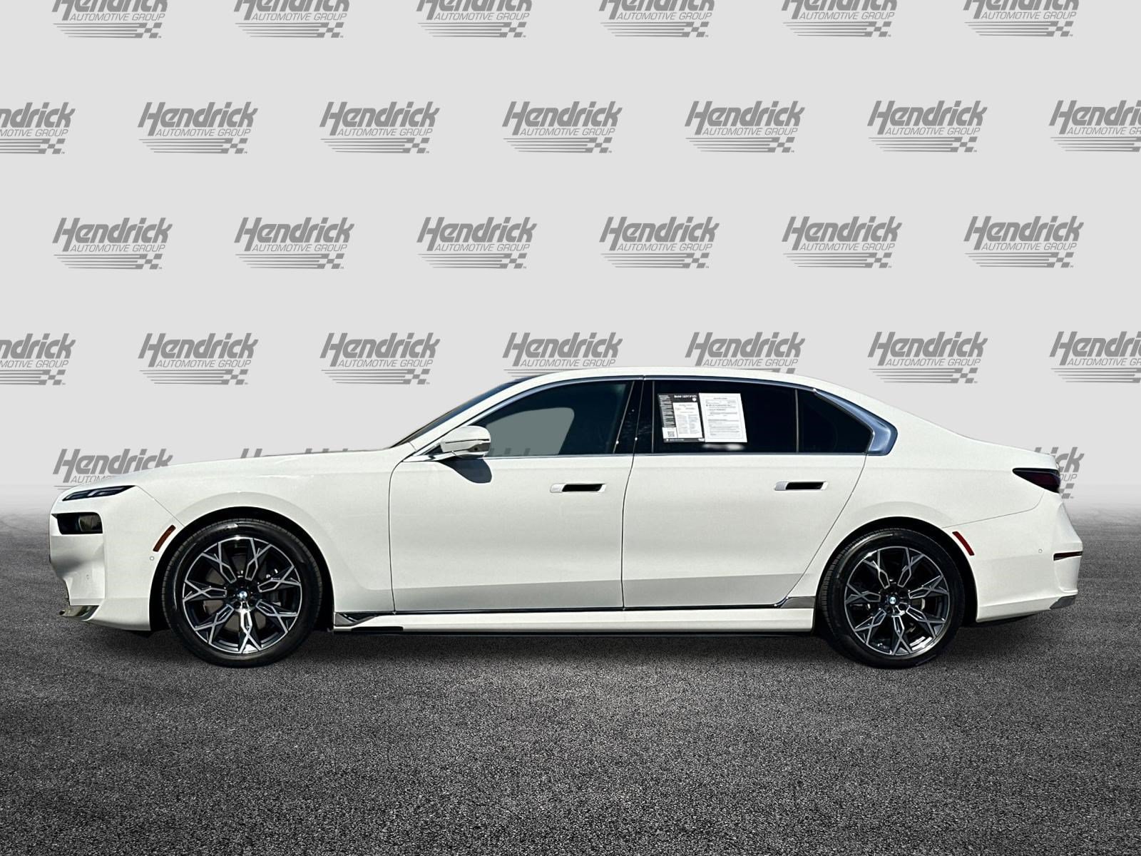Certified 2024 BMW i7 xDrive60 RWD image 8