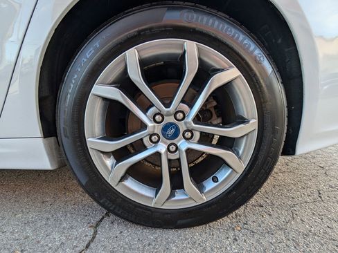 Used 2019 Ford Fusion SEL image 27