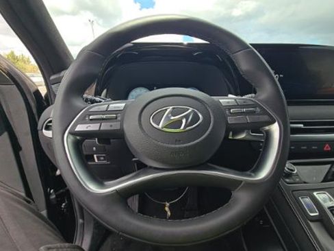 Used 2025 Hyundai Palisade Calligraphy AWD/4WD image 14