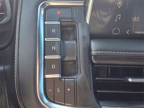 Used 2023 GMC Yukon SLT image 19