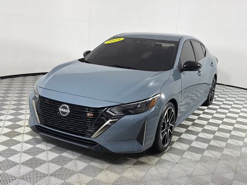 Used 2024 Nissan Sentra SR FWD image 10