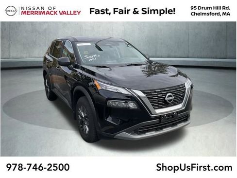 Used 2023 Nissan Rogue S image 1