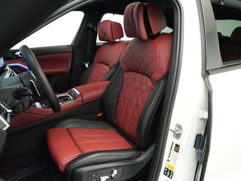 Used 2024 BMW X6 xDrive40i w/ Executive Package AWD/4WD image 9