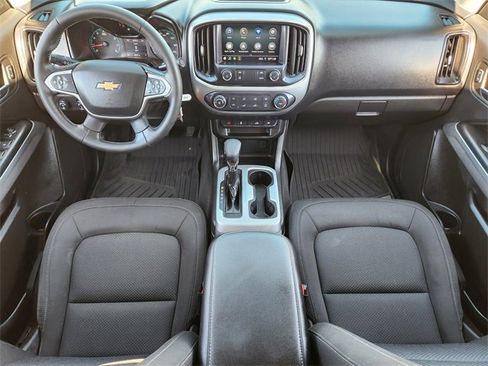 Used 2022 Chevrolet Colorado LT w/ LT Convenience Package image 22