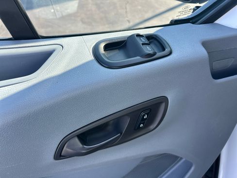Used 2018 Ford Transit 250 130 Low Roof image 24