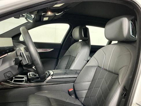 Used 2024 BMW i7 eDrive50 w/ M Sport Package RWD image 20