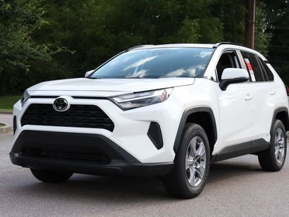 New 2025 Toyota RAV4 XLE
