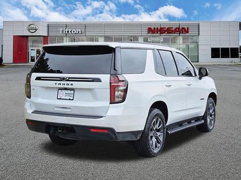 Used 2024 Chevrolet Tahoe Z71 w/ Luxury Package AWD/4WD image 4