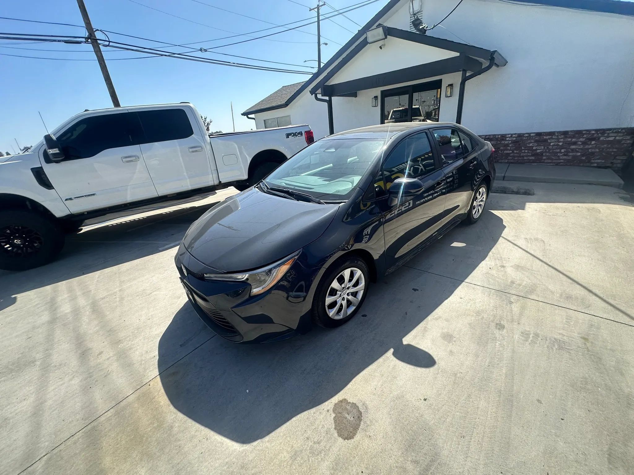 Used 2026 Toyota Corolla LE FWD image 15