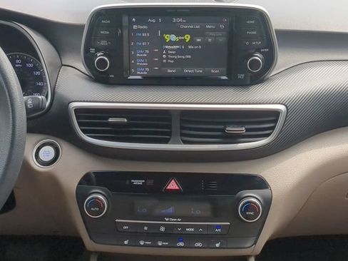 Used 2021 Hyundai Tucson SEL FWD image 17