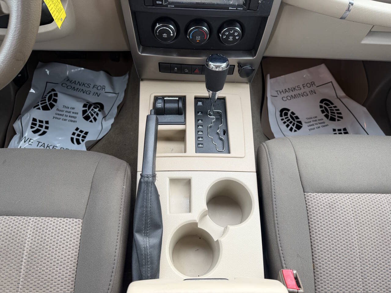 Used 2012 Jeep Liberty Sport AWD/4WD image 11