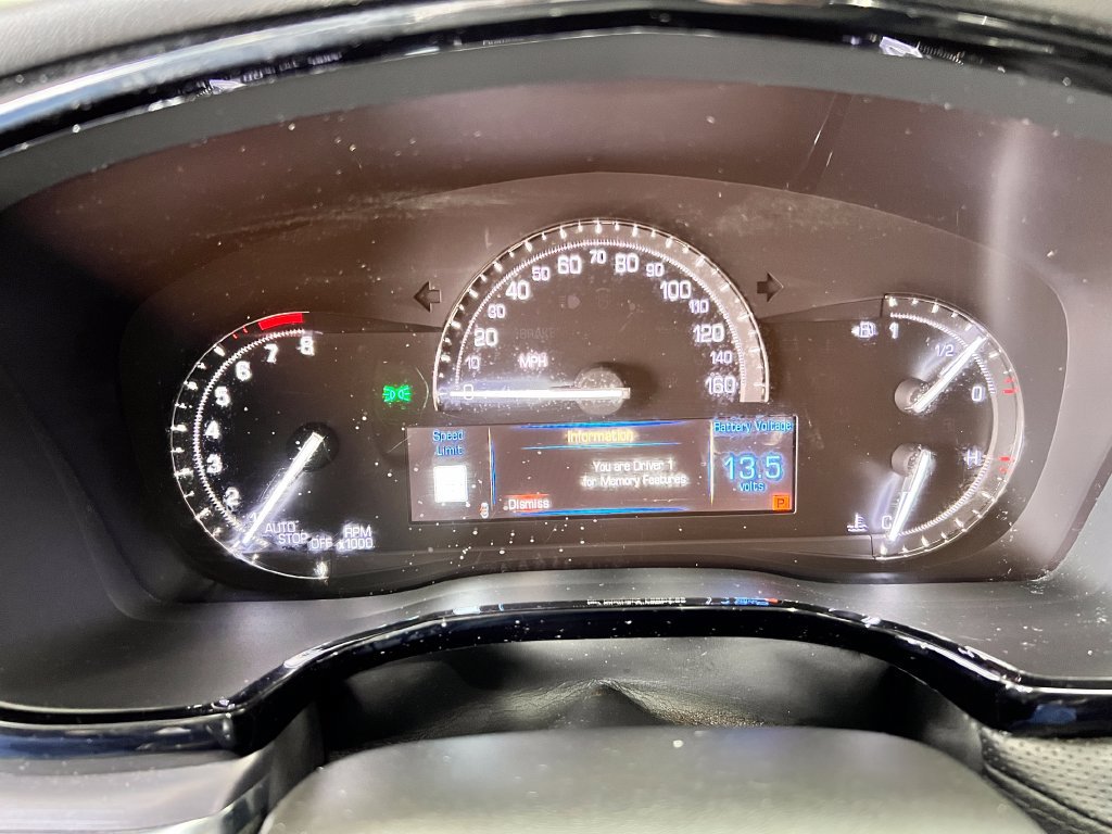 Used 2017 Cadillac XT5 Luxury w/ Driver Awareness Package FWD image 27