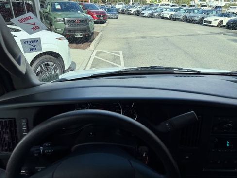 Used 2024 Chevrolet Express 2500 w/ Driver Convenience Package image 25