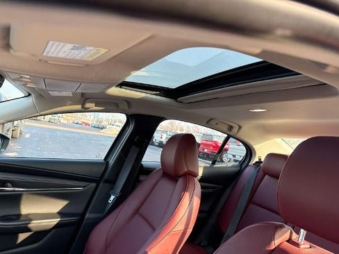 Used 2025 MAZDA MAZDA3 s image 19