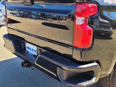 New 2026 Chevrolet Silverado 1500 Custom image 4