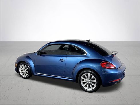 Used 2018 Volkswagen Beetle 2.0T S image 8