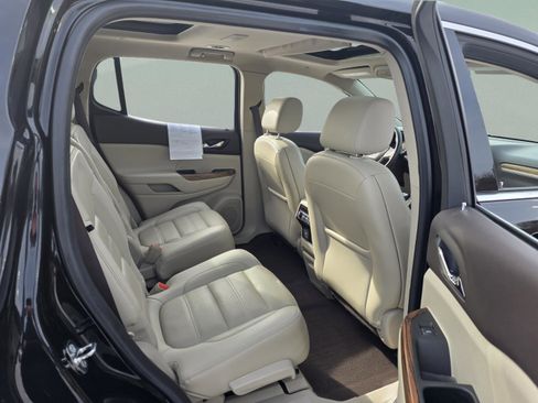 Used 2019 GMC Acadia Denali w/ Technology Package image 27