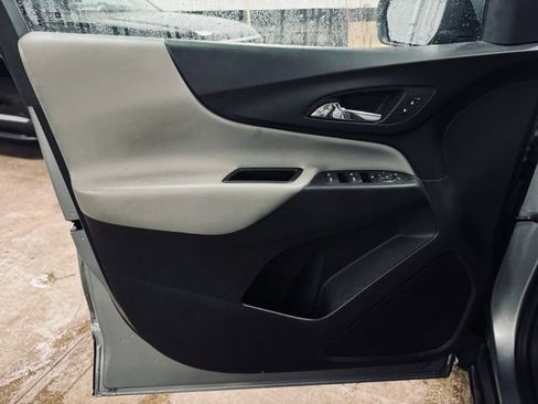 Used 2024 Chevrolet Equinox LT image 12