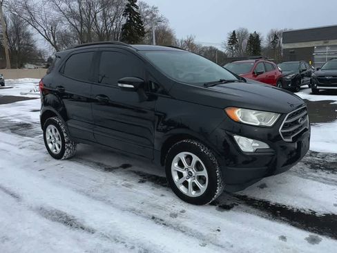 Used 2019 Ford EcoSport SE image 2