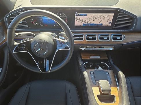 Used 2025 Mercedes-Benz GLE 350 4MATIC image 19