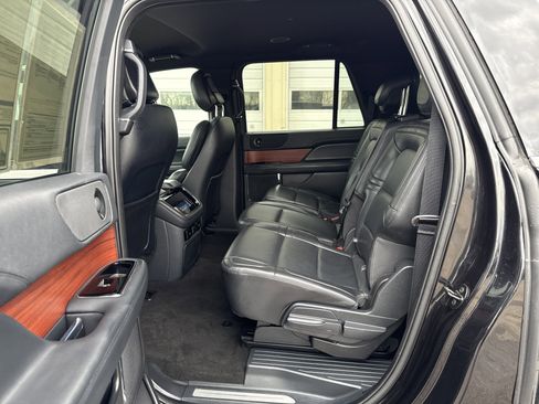 Used 2024 Lincoln Navigator L 4WD image 17