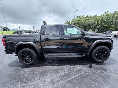 New 2026 Chevrolet Colorado Trail Boss AWD/4WD image 4