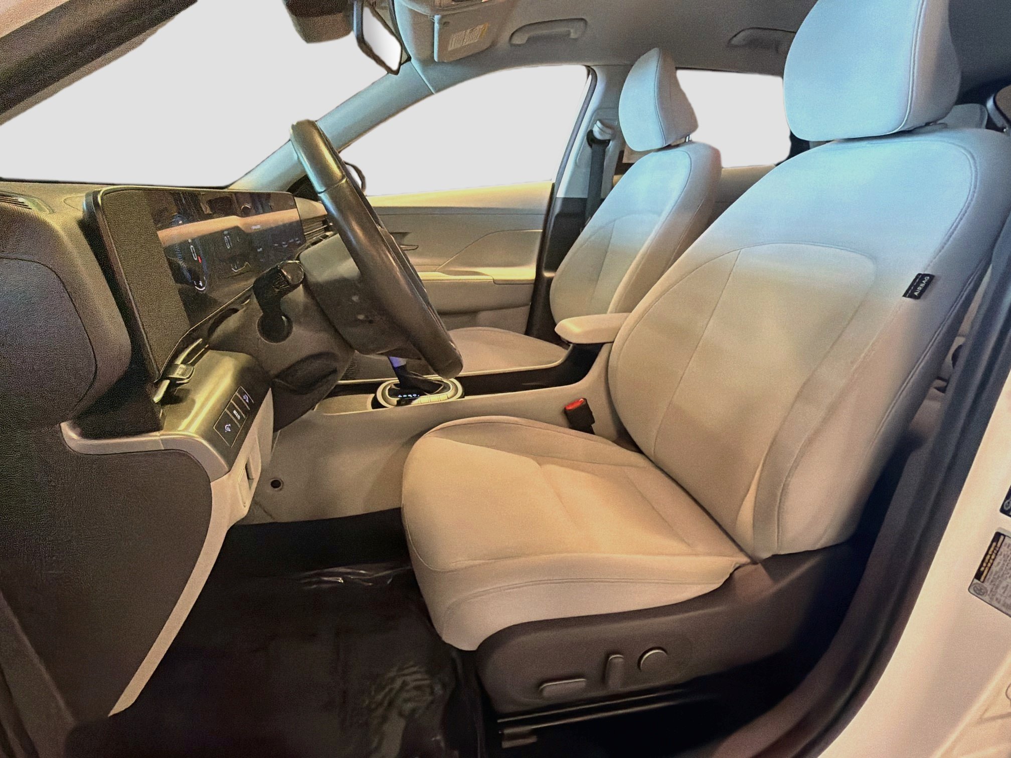 Used 2025 Hyundai Kona SEL AWD/4WD image 13