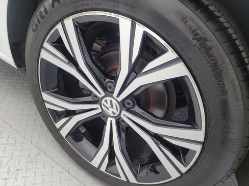 Used 2022 Volkswagen Passat 2.0T SE image 31