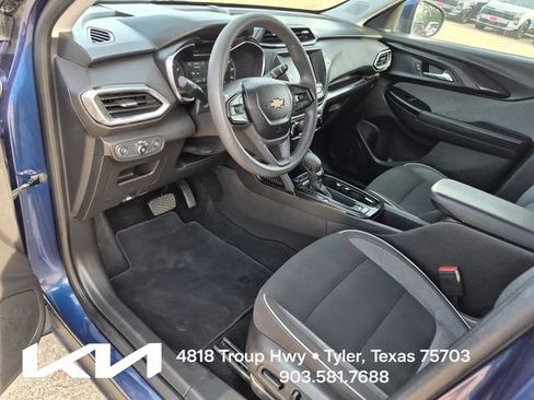 Used 2022 Chevrolet TrailBlazer LT FWD image 18