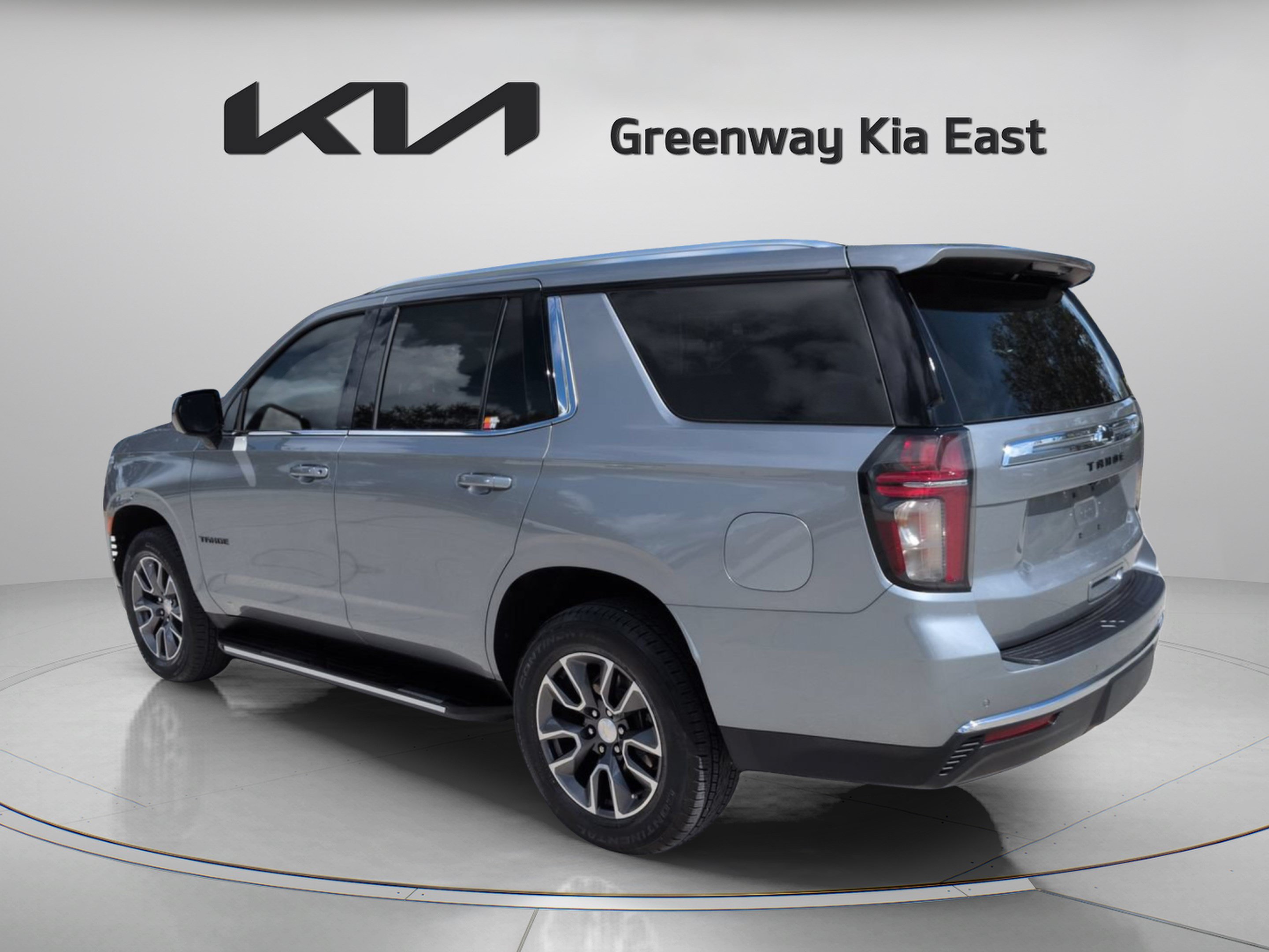 Used 2024 Chevrolet Tahoe LS w/ Driver Alert Package RWD image 8