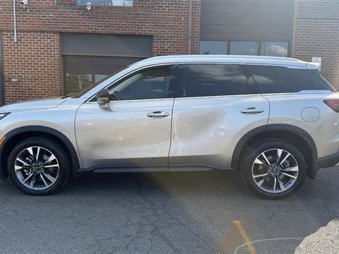Used 2023 INFINITI QX60 Luxe FWD image 20