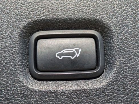 Used 2023 Hyundai Santa Fe Limited image 14