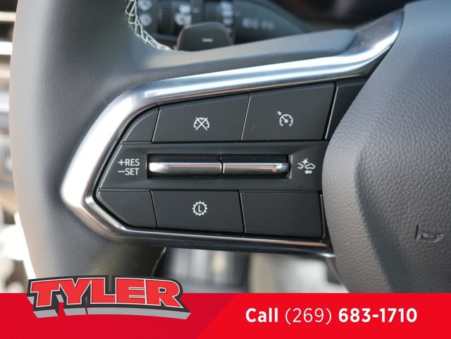 New 2027 Chevrolet Traverse LT w/ Driver Confidence Package AWD/4WD image 27