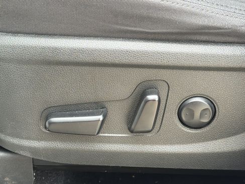 Used 2023 Hyundai Santa Fe SEL FWD image 16