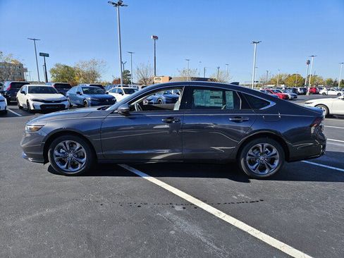 New 2025 Honda Accord EX-L image 4