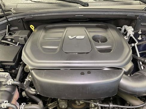 Used 2018 Jeep Grand Cherokee Limited image 24