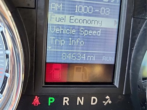 Used 2015 Chrysler Town & Country Touring w/ Driver Convenience Group FWD image 22