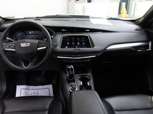 Used 2022 Cadillac XT4 Premium Luxury w/ Enhanced Visibility Package AWD/4WD image 25