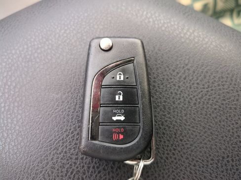 Used 2024 Toyota Camry SE FWD image 26